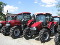 Poslední šance koupit traktory JXU a MAXXUM v provedení T3